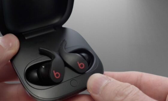 Beats Fit Pro Right Earbud Not Working