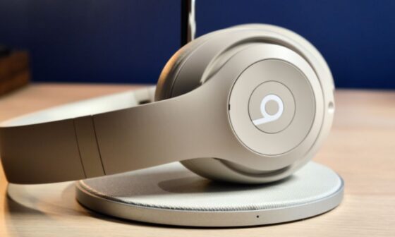 beats studio pro not loud