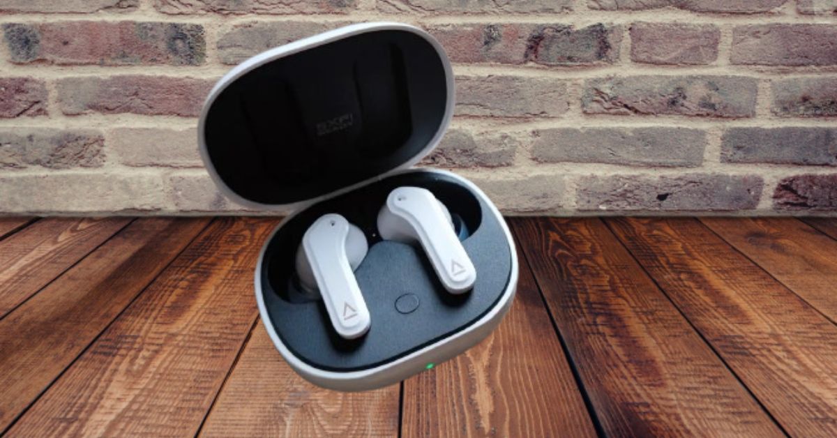 Earbuds for iPhone